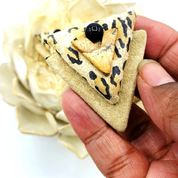 Vintage Suede Clip On Earrings • Animal Print Tan w/ Black - Picture 2 of 4